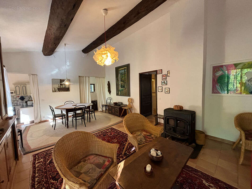 Maison à ROUSSILLON