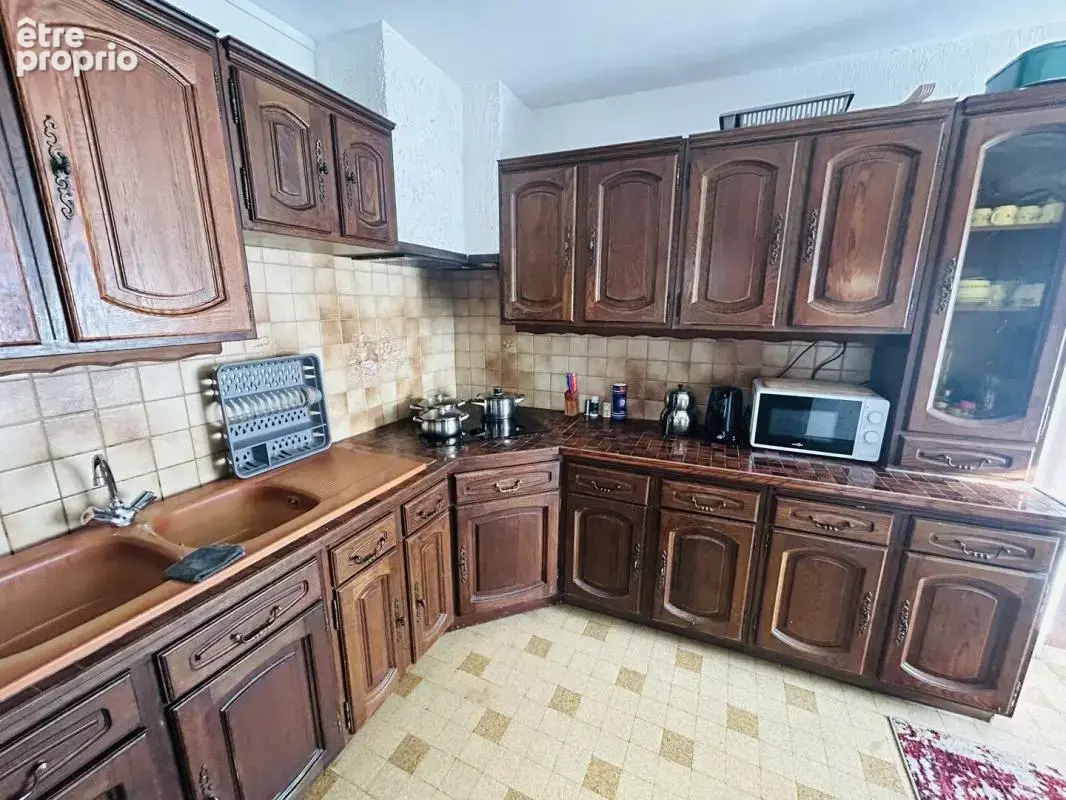 Exclusivite etupes maison avec local commercial loue 145 m2 - photo 1