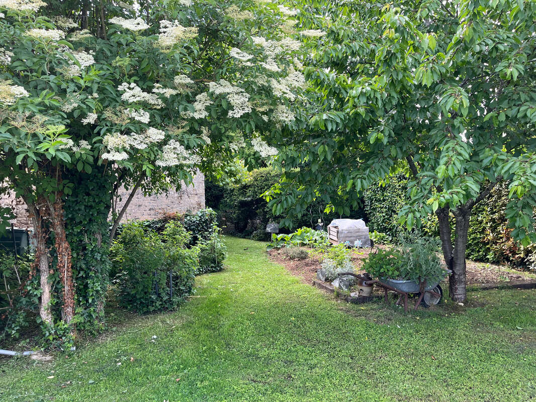 Maison à MANSLE