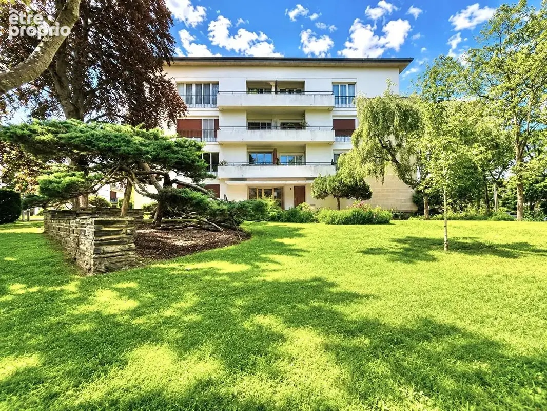 Appartement à MAISONS-LAFFITTE