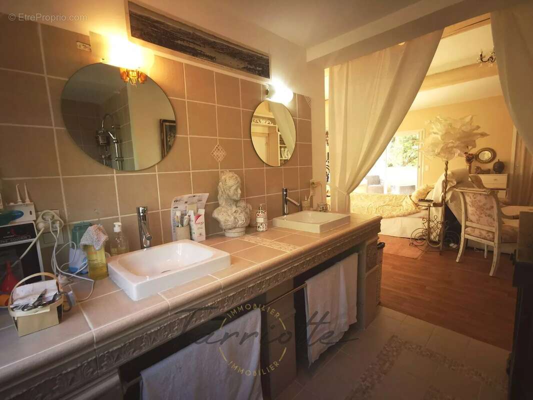 Maison - 10880 - photo 9