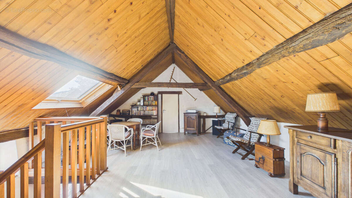 Maison en pierre avec jardin Calme, charme et beau potentiel d'aménagement - photo 8