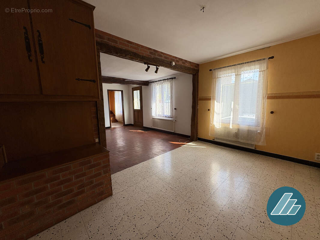 Maison à CRECY-EN-PONTHIEU