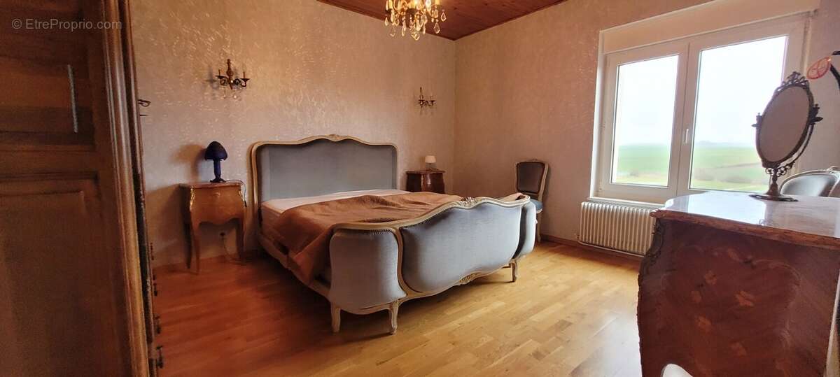 Maison à CHAMPENOUX