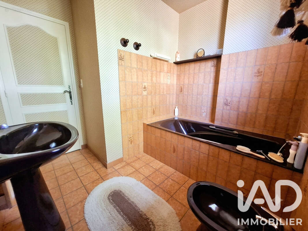 Photo 8 - Maison à BUSSY-EN-OTHE