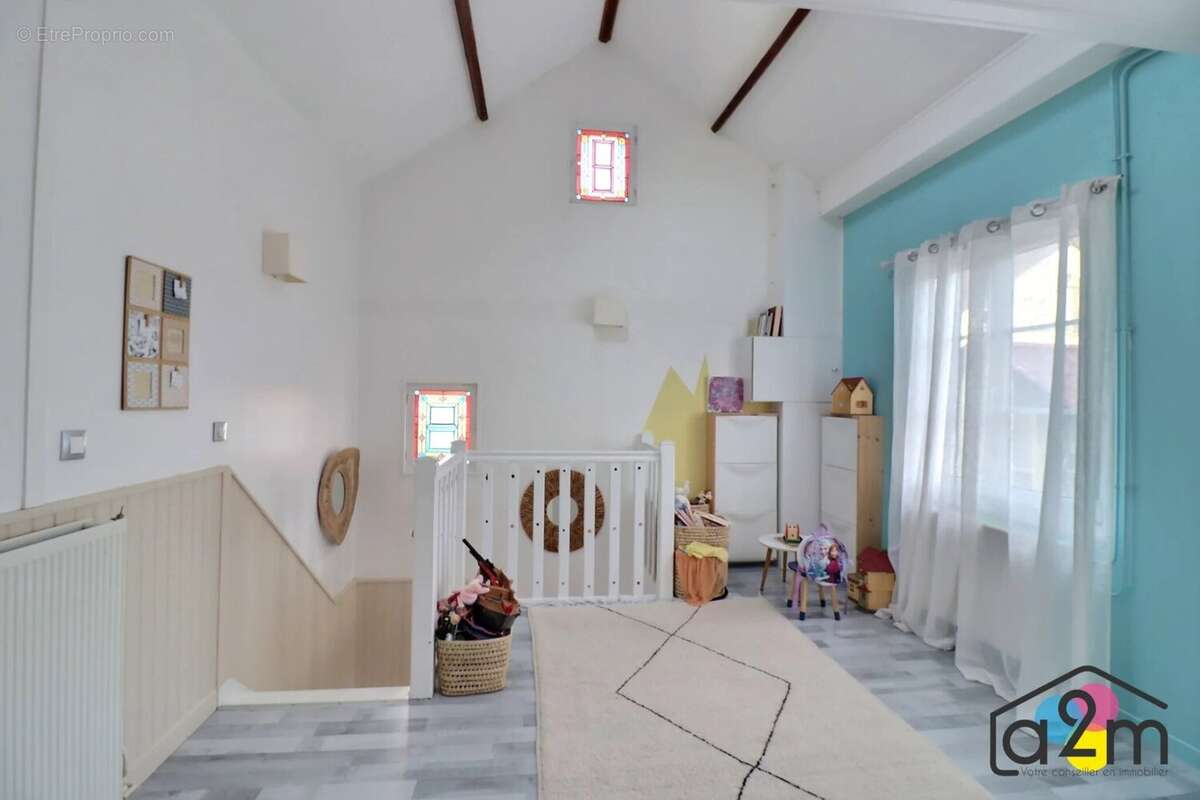 Maison à MONTATAIRE