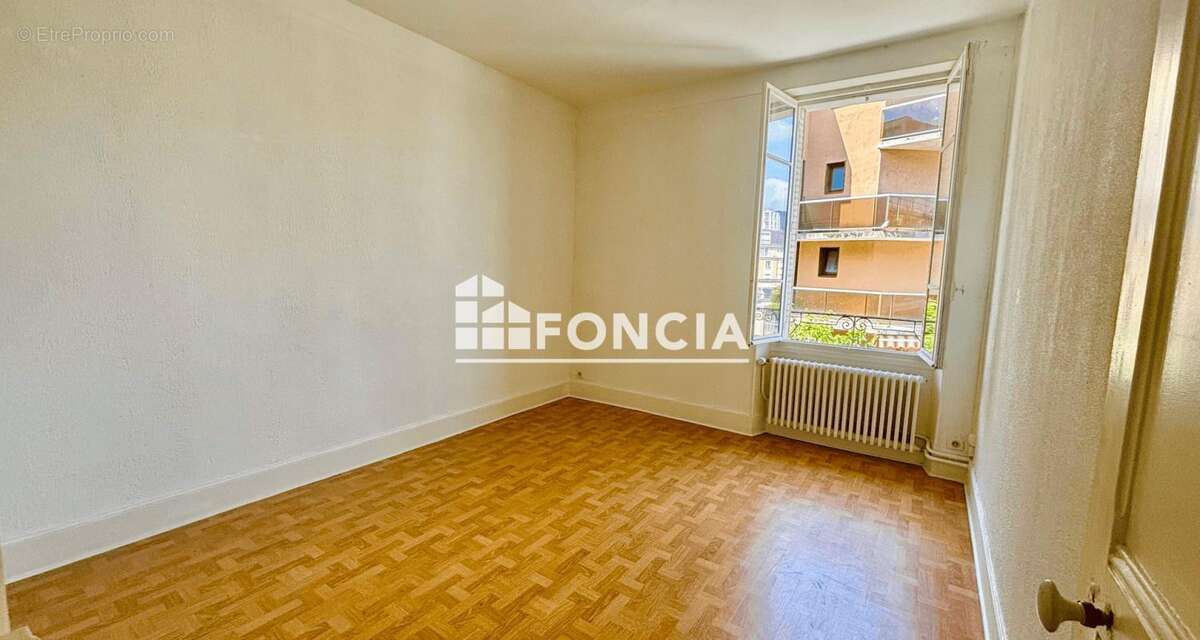 Appartement à AIX-LES-BAINS