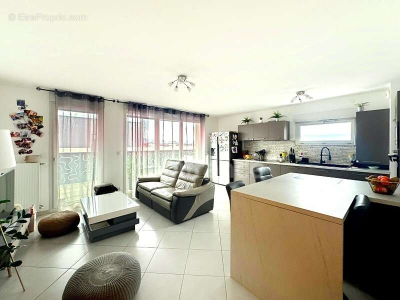 Appartement à NEYDENS