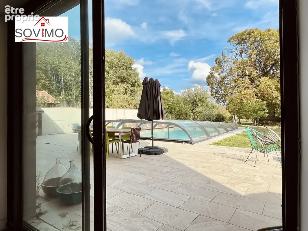 En campagne, belle maison charentaise indépendante en pierre, entièrement restaurée, sur 4800 m2 de terrain - photo 31