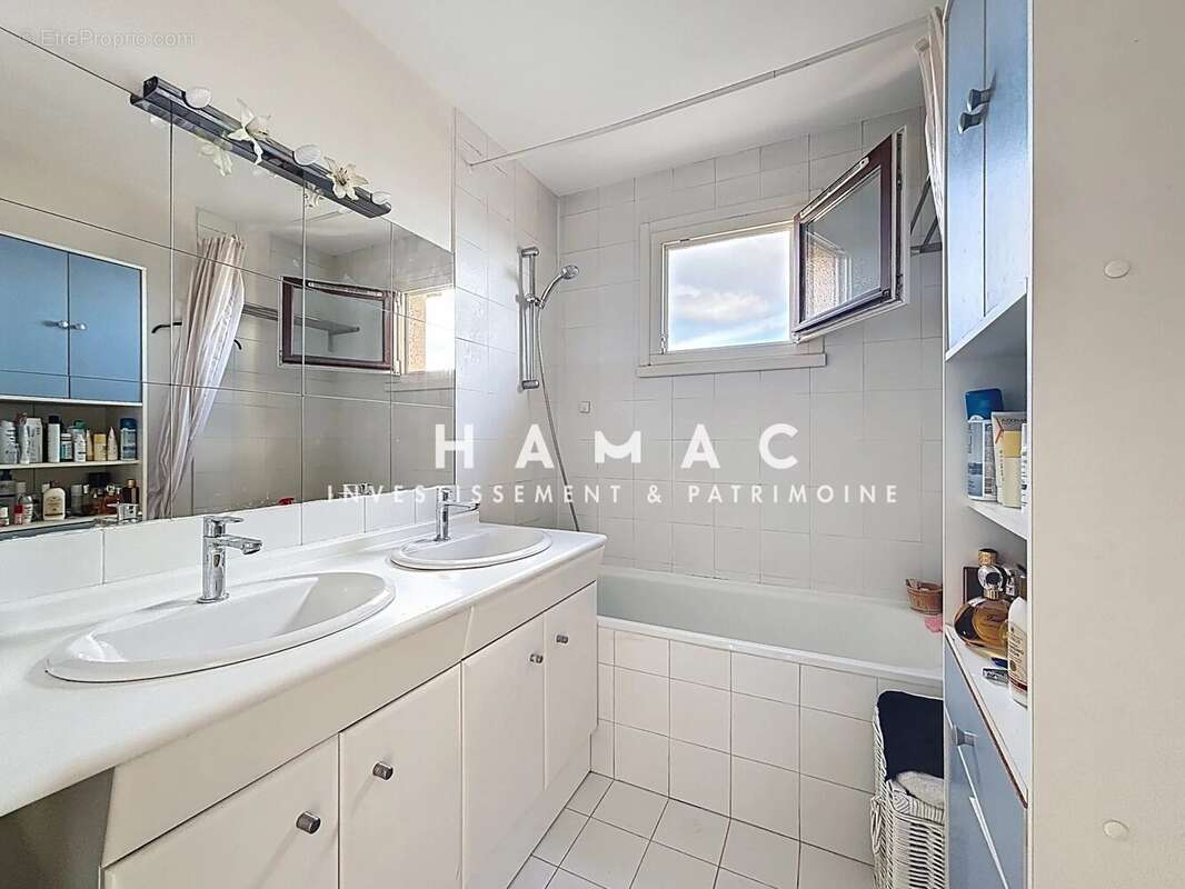 Appartement à SAINTE-FOY-LES-LYON