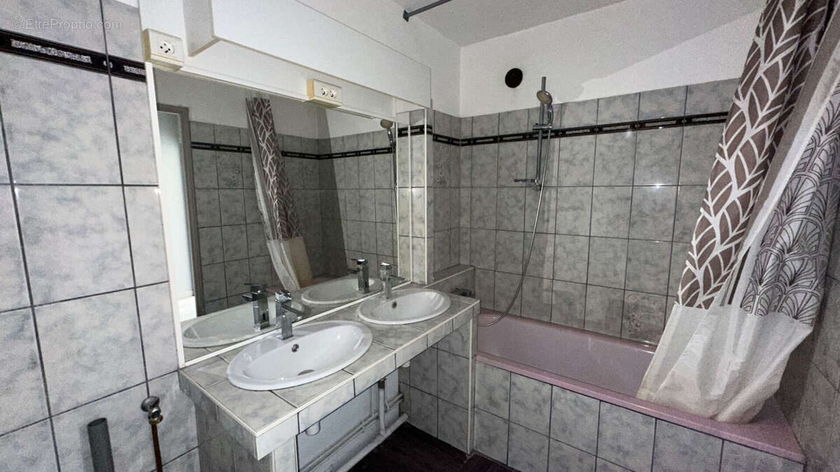 Appartement à AUDINCOURT