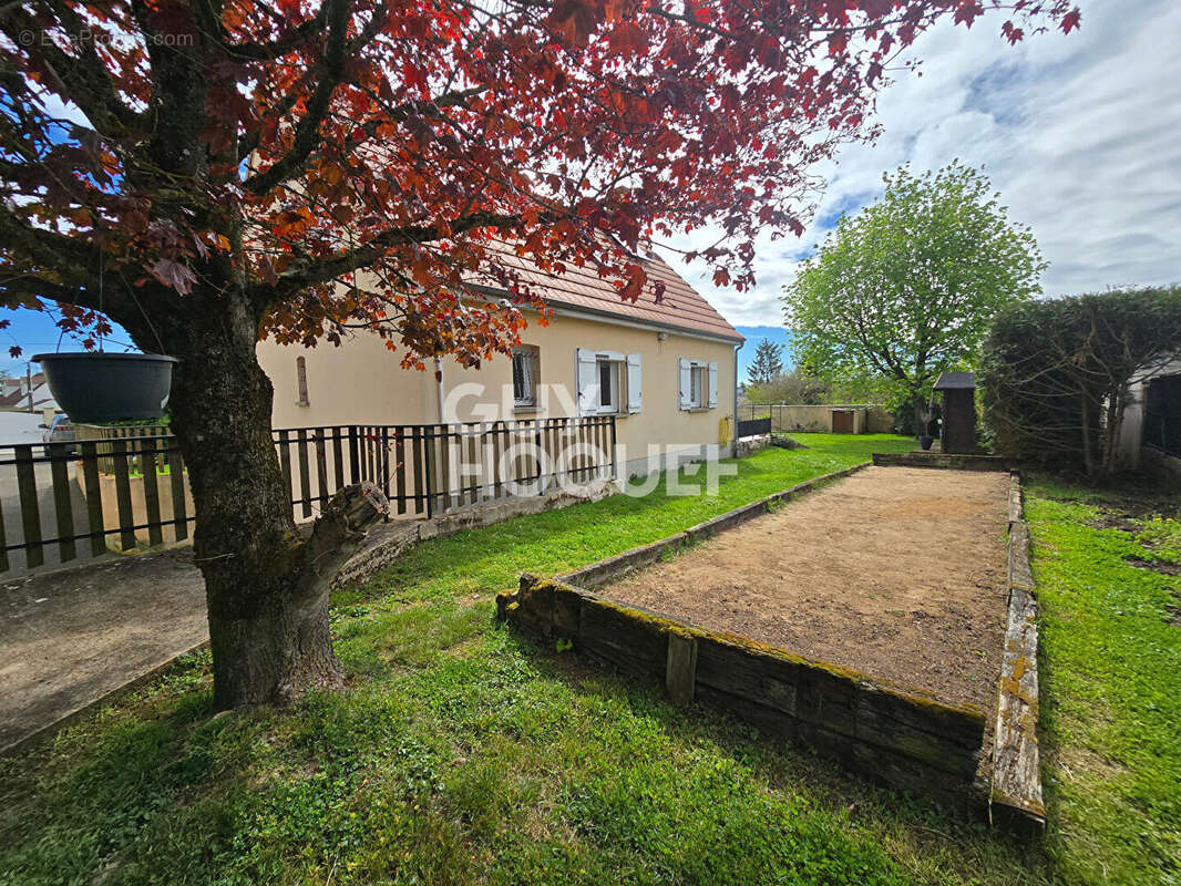 Maison à MILLY-LA-FORET