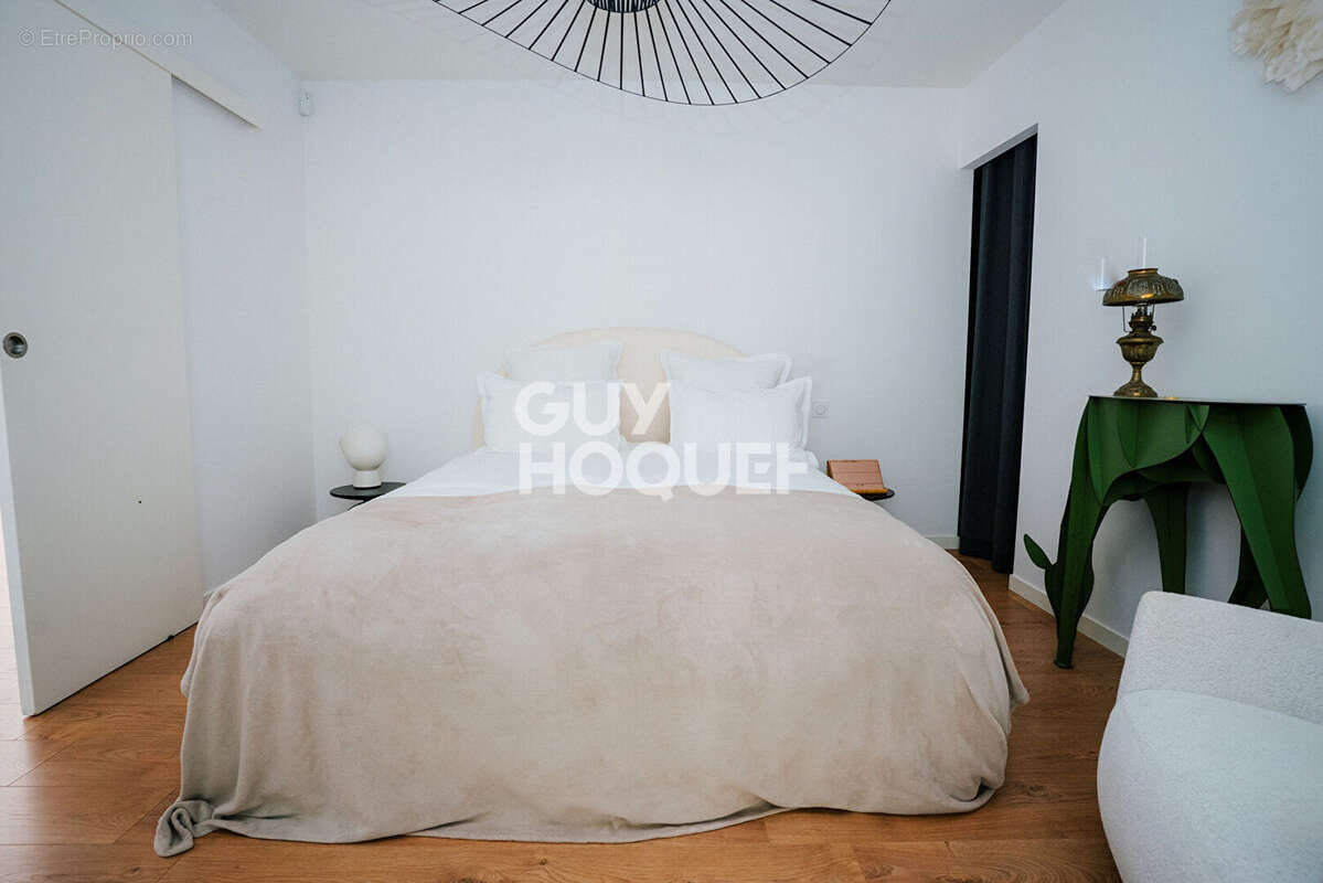 Maison à VILLENEUVE-DE-LA-RAHO