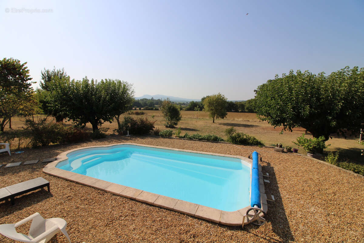 Maison à SAINT-JULIEN-DE-CASSAGNAS