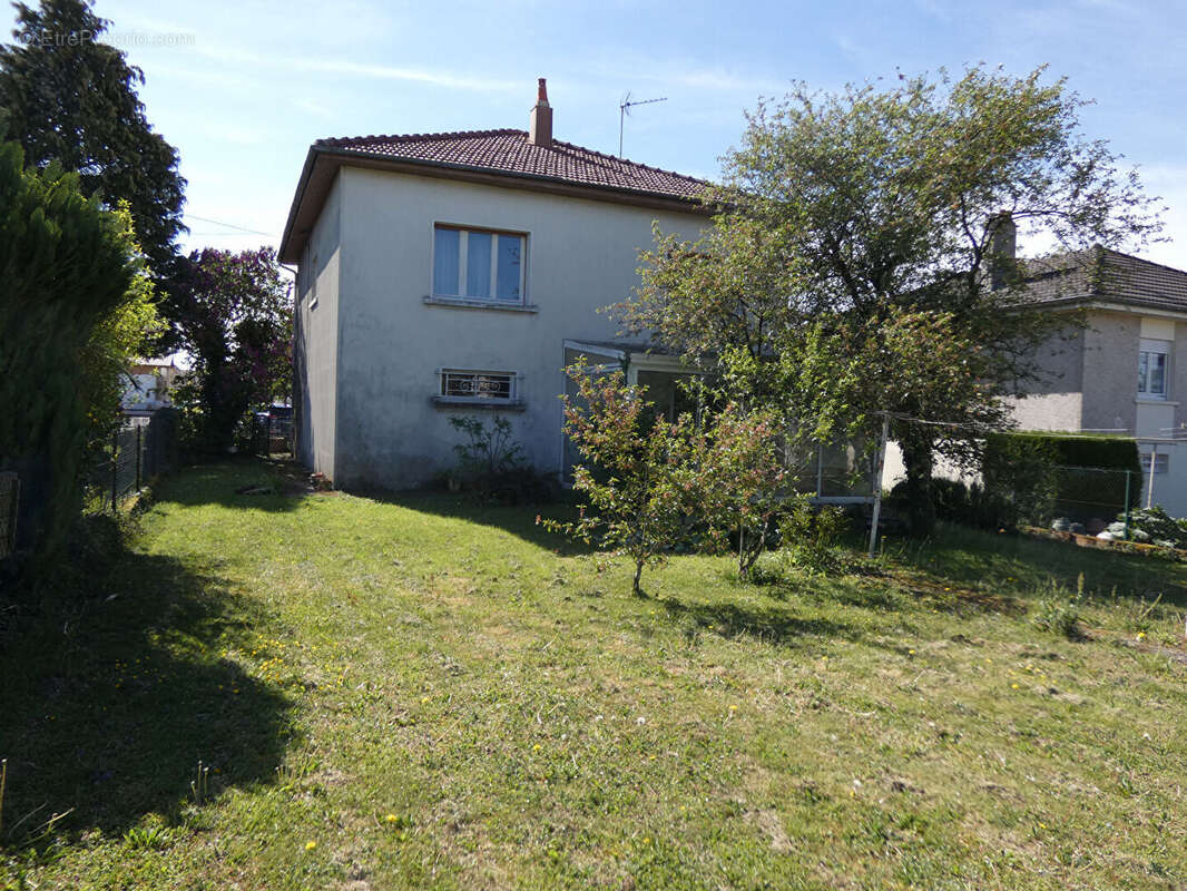 Maison à ETAIN