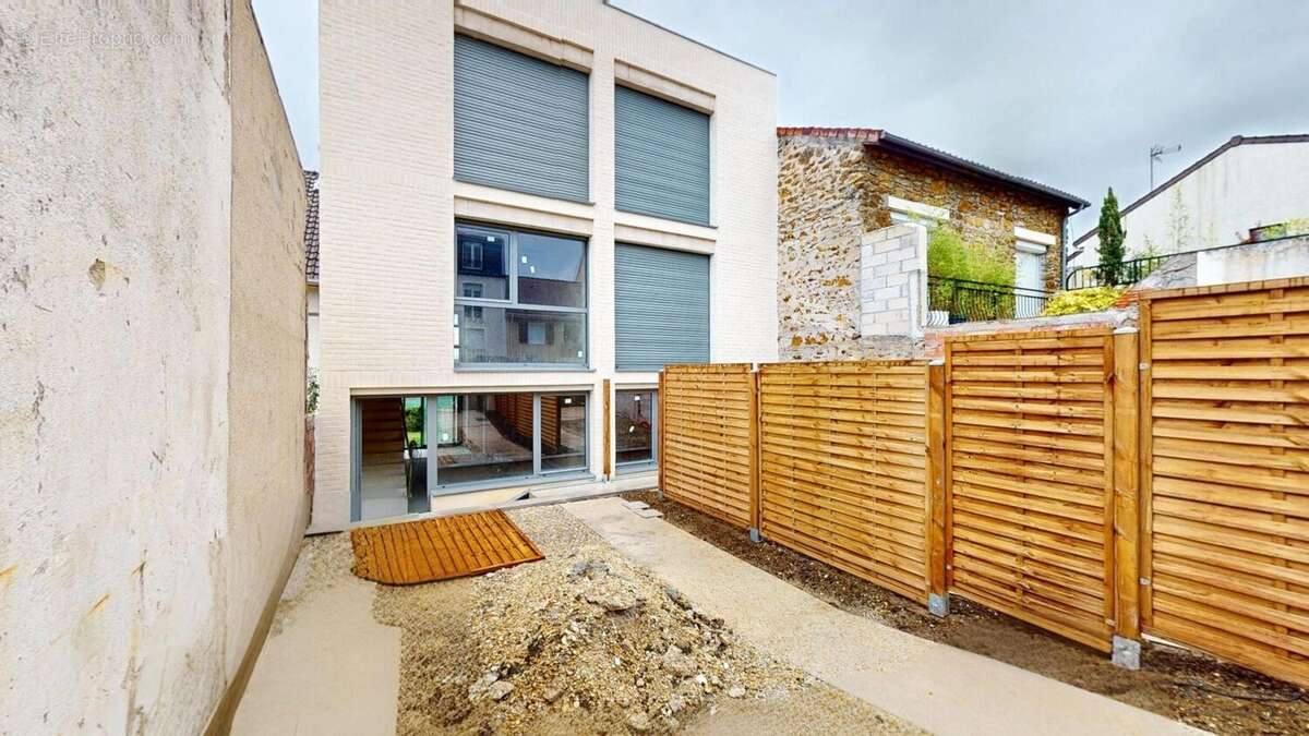Maison 130 m² à Fontenay-Sous-Bois  - photo 3