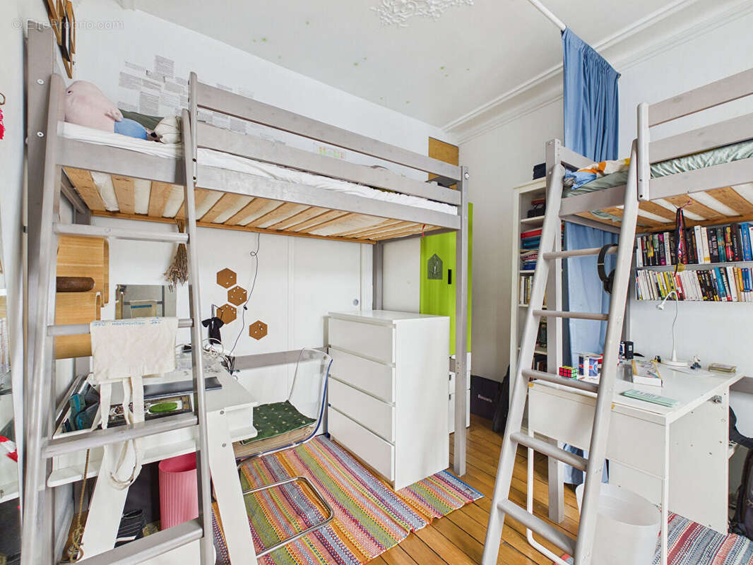 Appartement à PARIS-9E