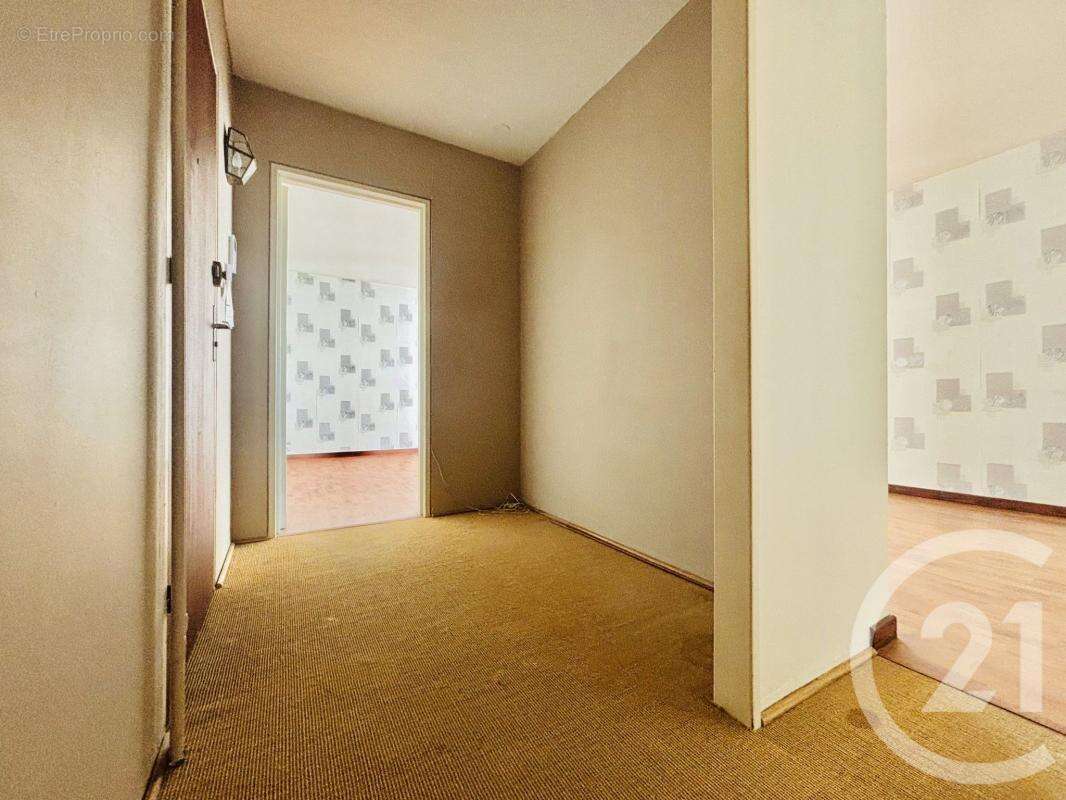 Appartement 73 m² à Limoges  - photo 3