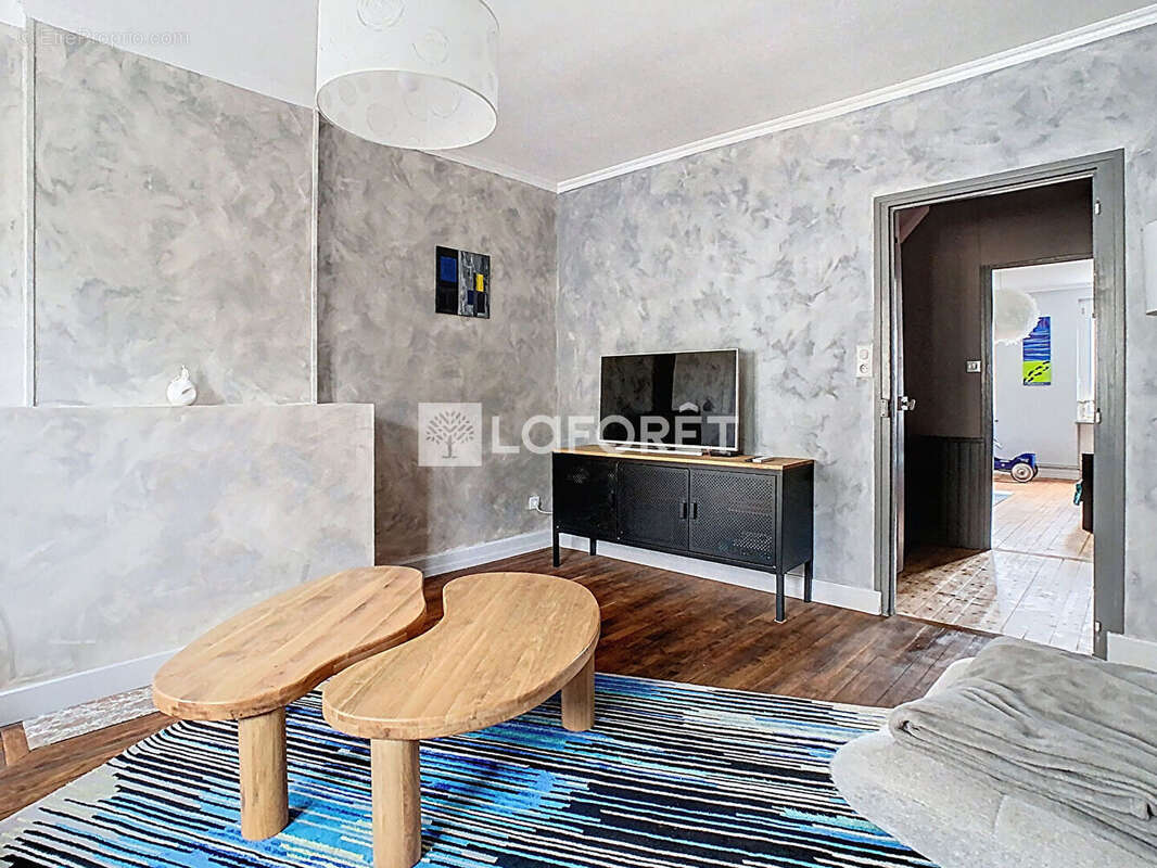 Maison à CLERMONT-EN-ARGONNE