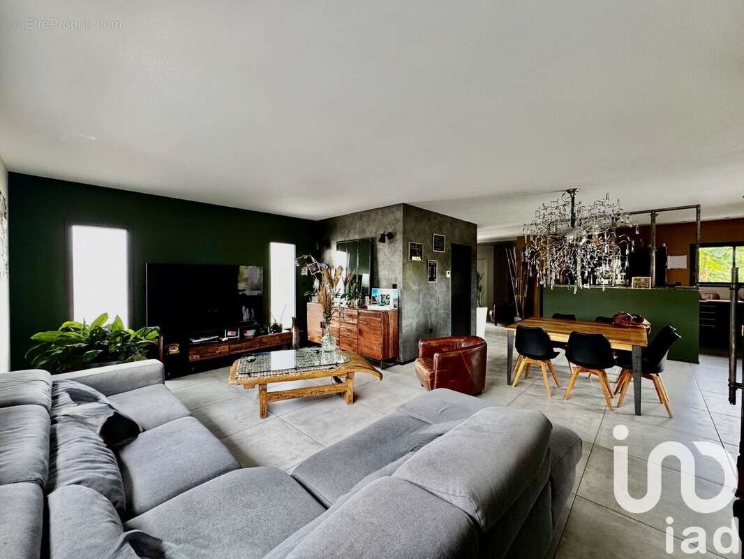 Photo 8 - Maison à VILLEMADE