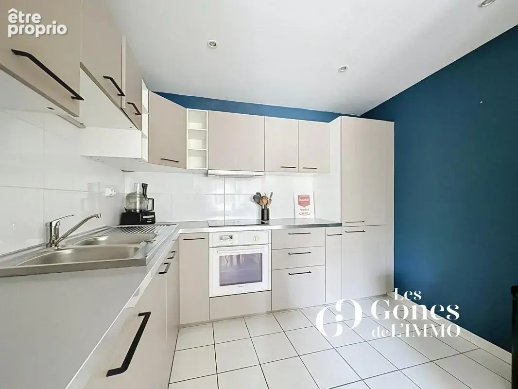 Gratte ciel / t2 / cave / garage - photo 4