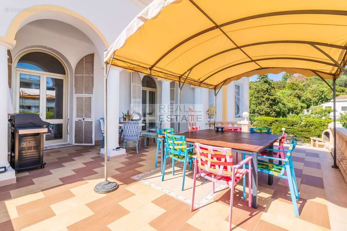 Maison à CANNES