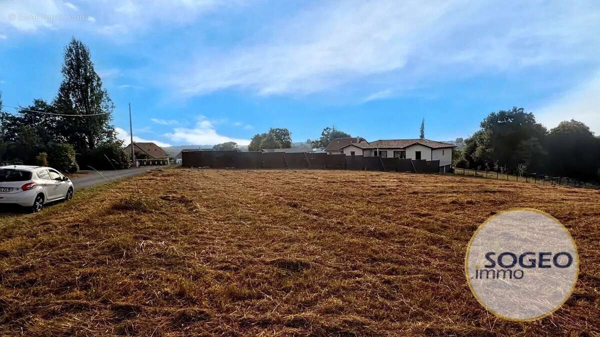 Terrain à bâtir de 2200m² - photo 4