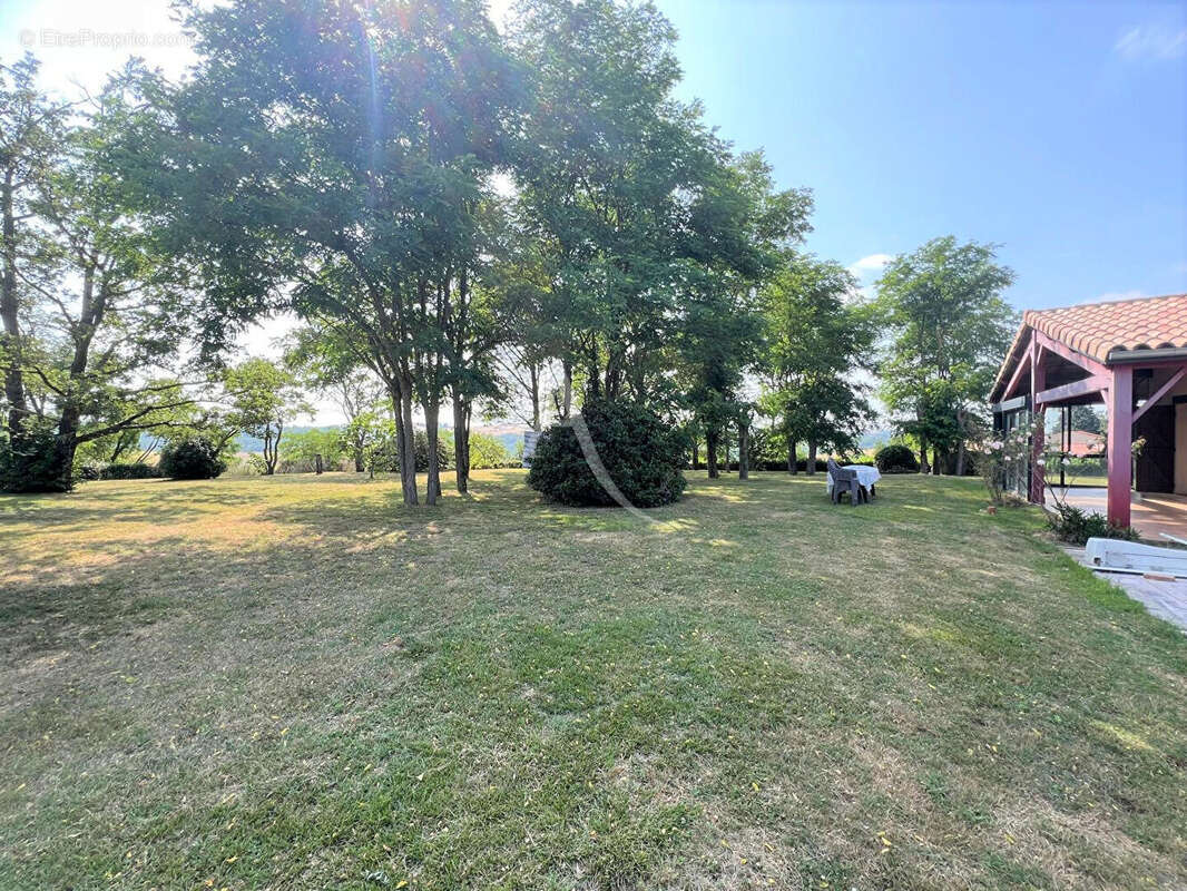 Maison à CASTANET-TOLOSAN