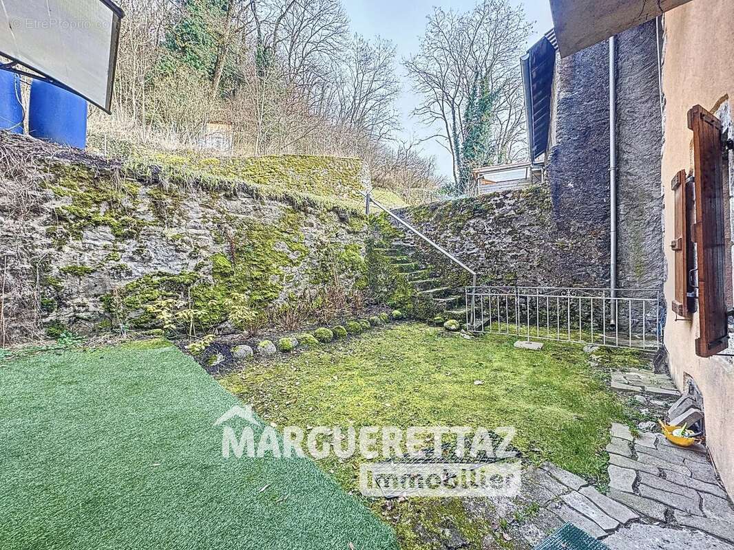 Appartement à TANINGES