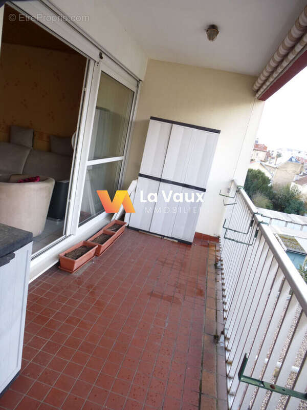 NANCY, appartement F2 de 51m2 avec balcon à proximité immédiate fac de lettres ... - photo 9