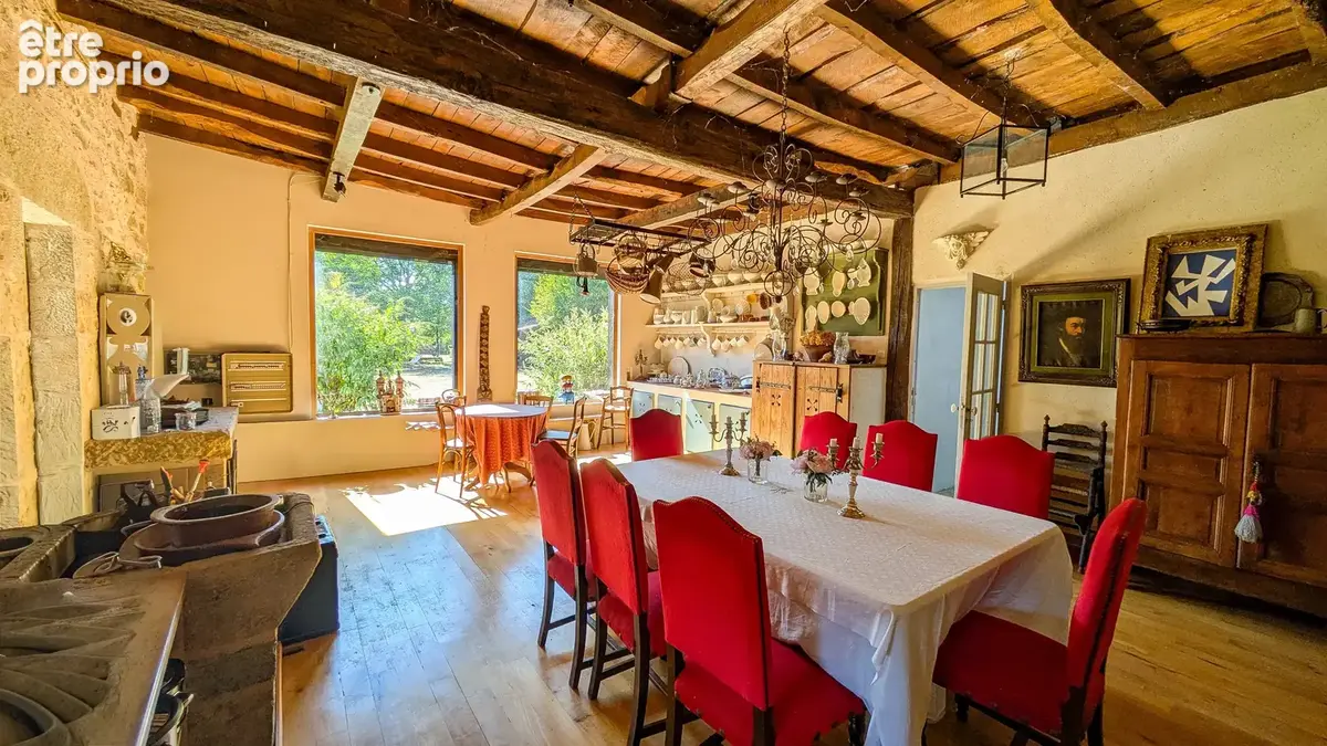Maison en pierre à vendre près de Livernon, avec piscine, court de tennis et annexe pour invités - photo 9
