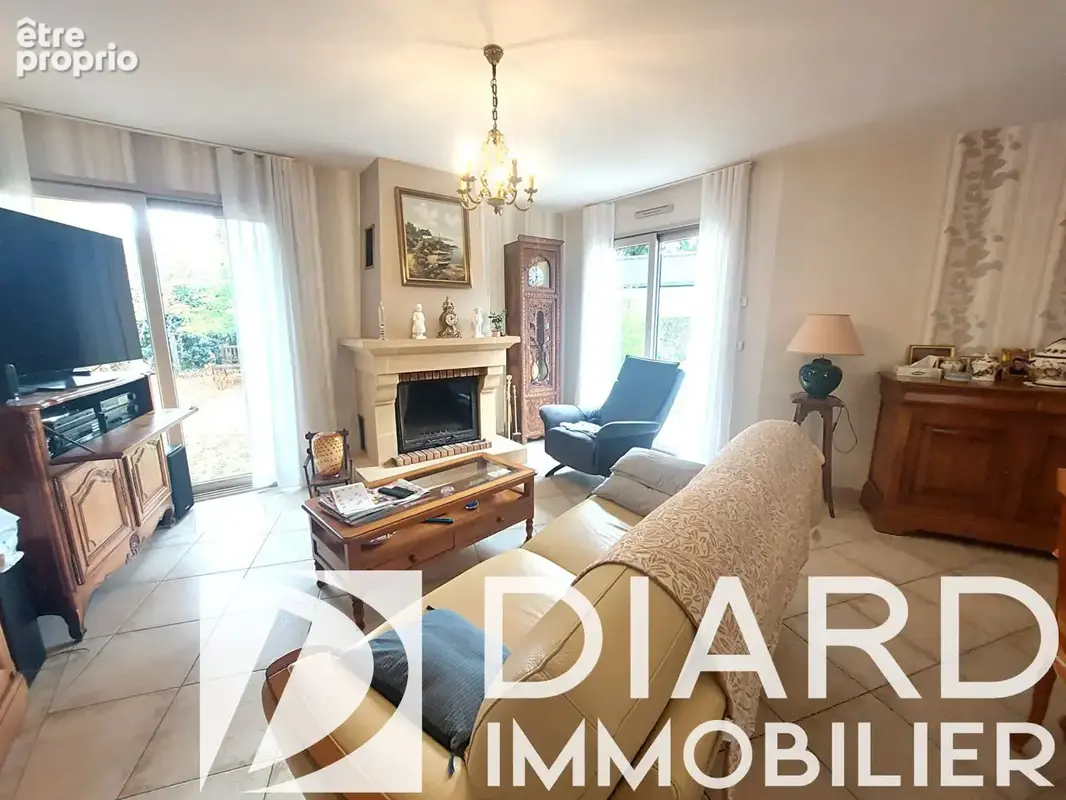 ARGENTRE DU PLESSIS - 3 chambres + 1 bureau - photo 3