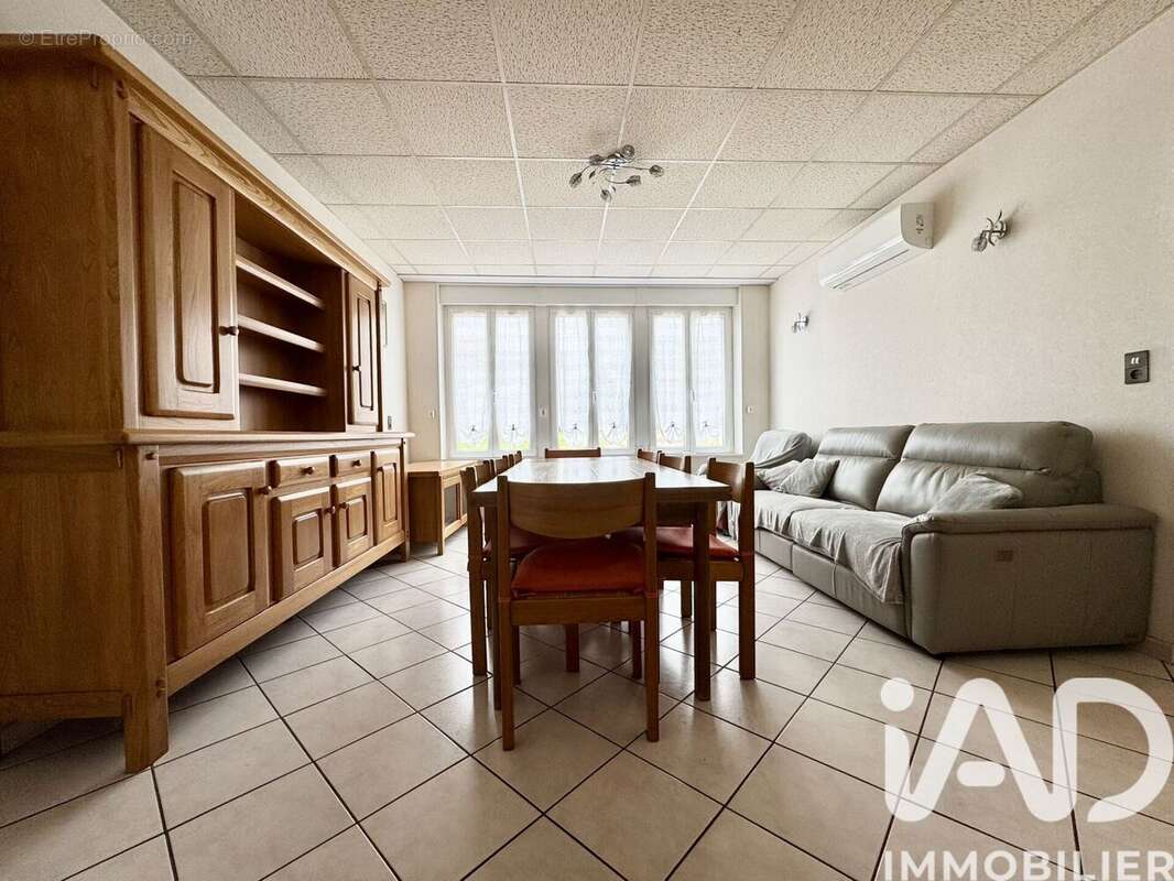 Maison 180 m² à Chambrey  - photo 9