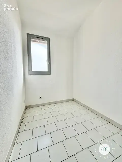 Sur le Port Carnon Ouest - Studio + deux cabines ajourées dernier étage - photo 7