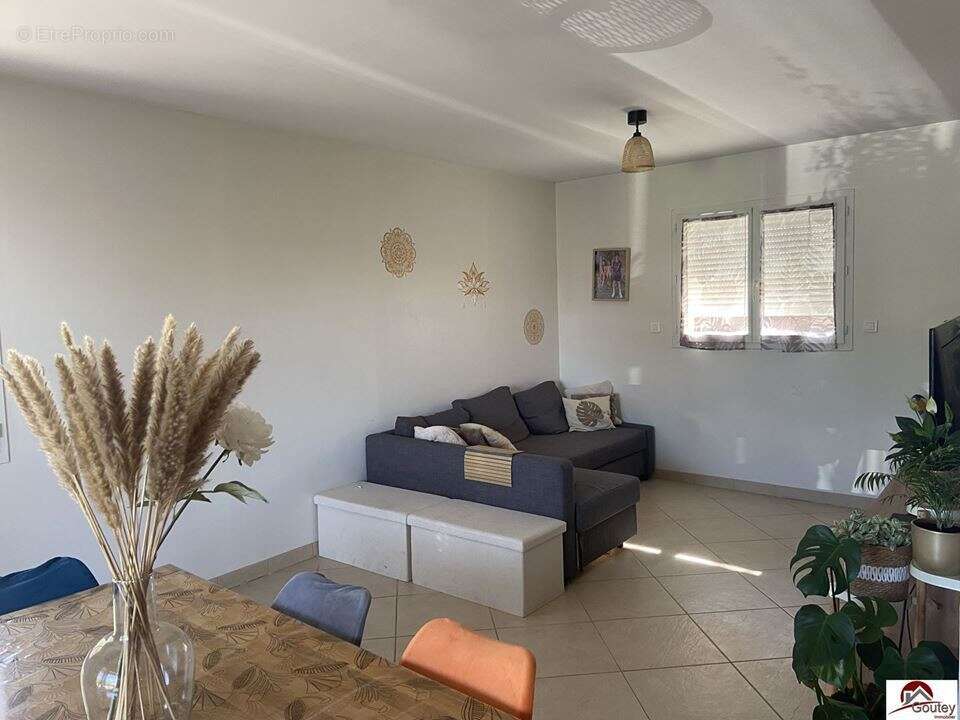 Maison 114 m² à Changy  - photo 3