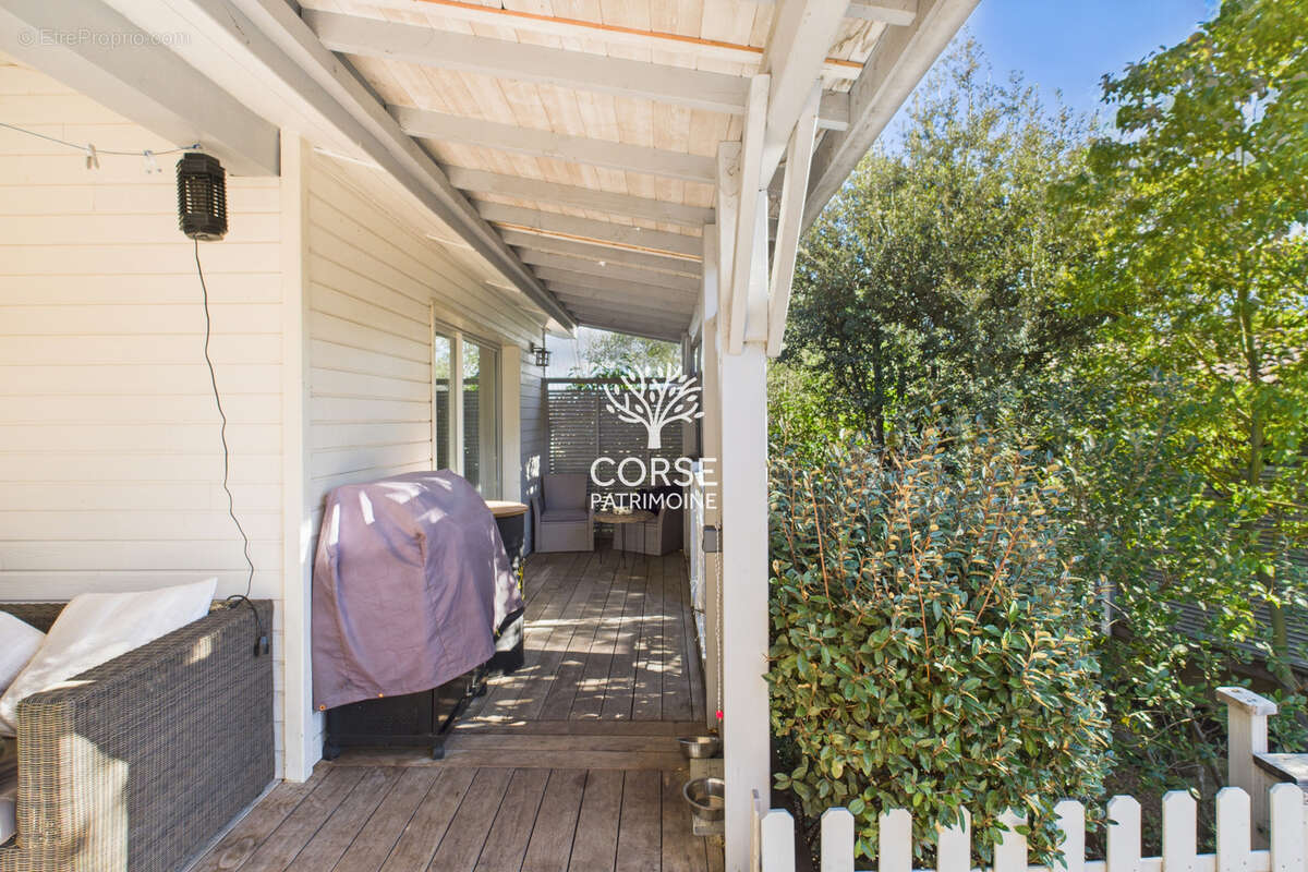 Maison à PORTO-VECCHIO