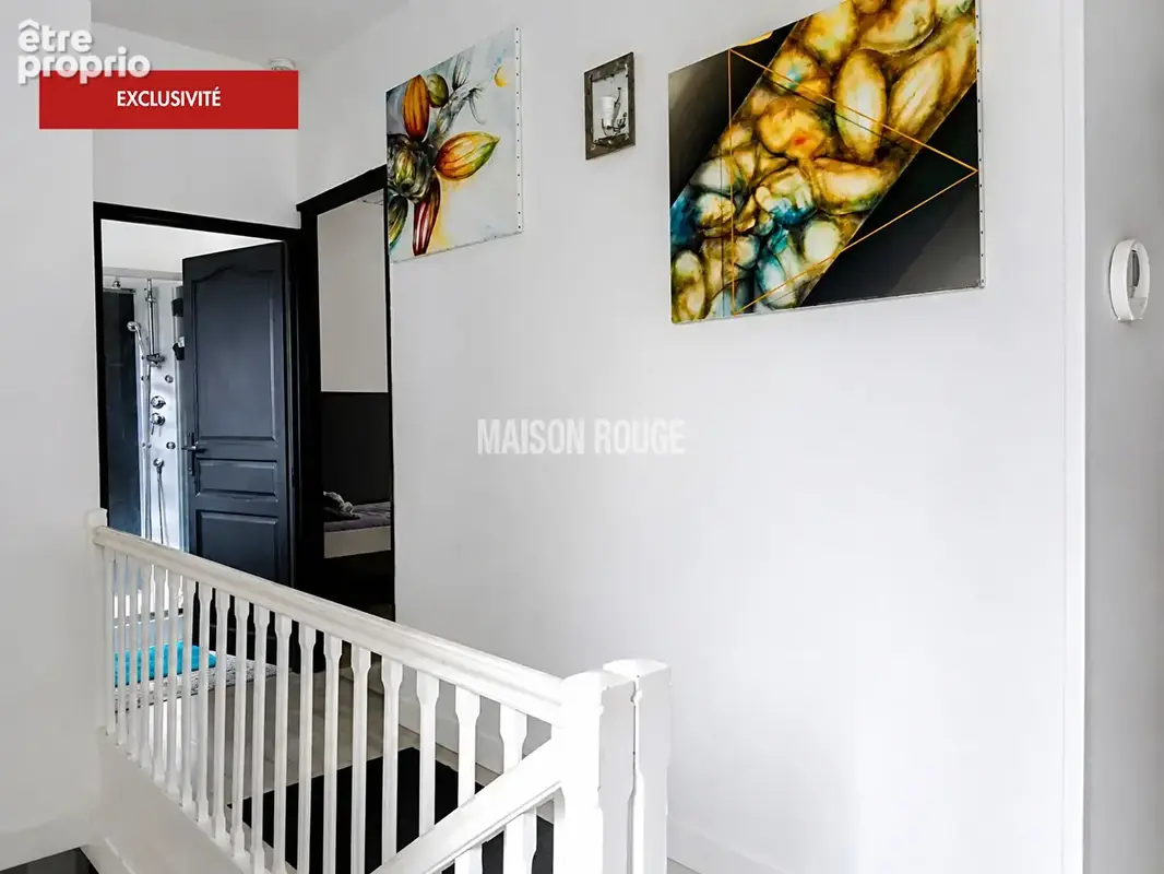 SAINT-BRIEUC - Maison de caractère rénovée avec jardin et garage, à deux pas du centre-ville - photo 8