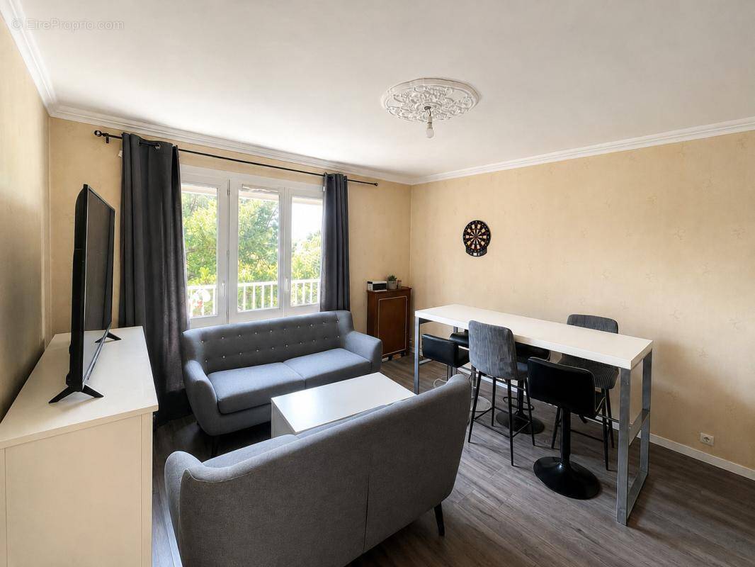 Appartement à REZE