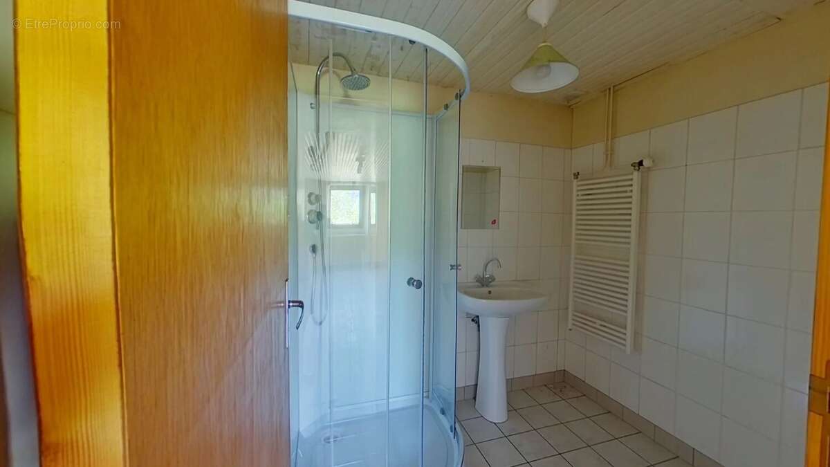 Maison de village avec 1589m² de terrain - photo 5
