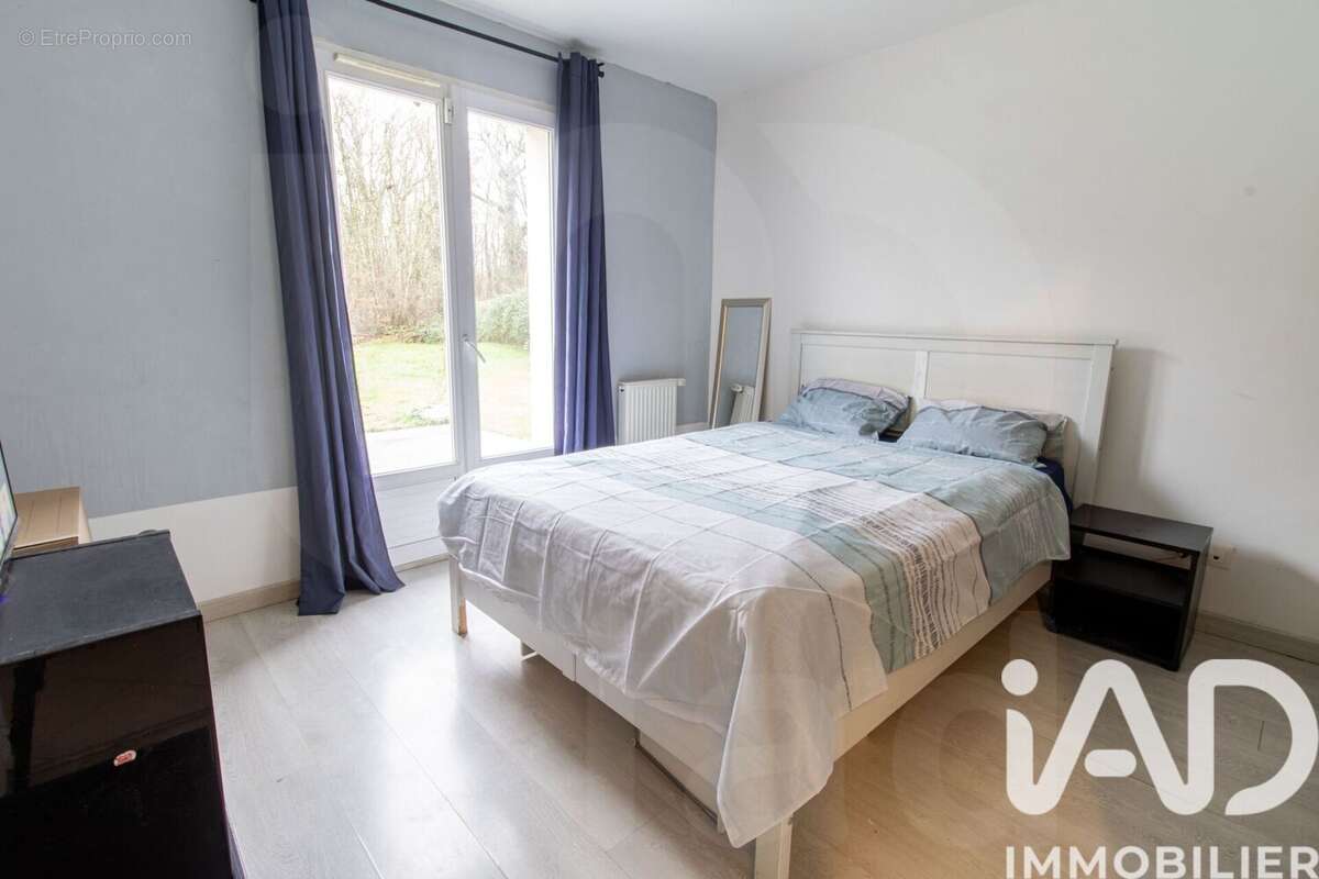 Maison 84 m² à Dordives  - photo 4