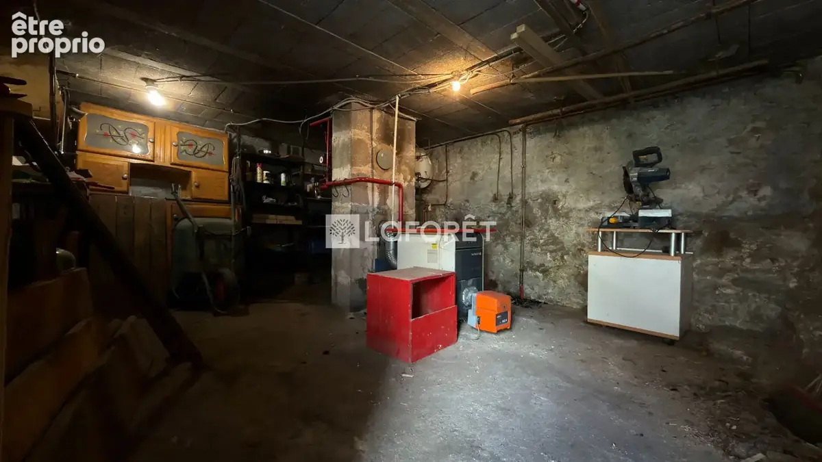 À vendre , maison à rénover au c?ur du village de pussy , la léchère 4 pièces - photo 17