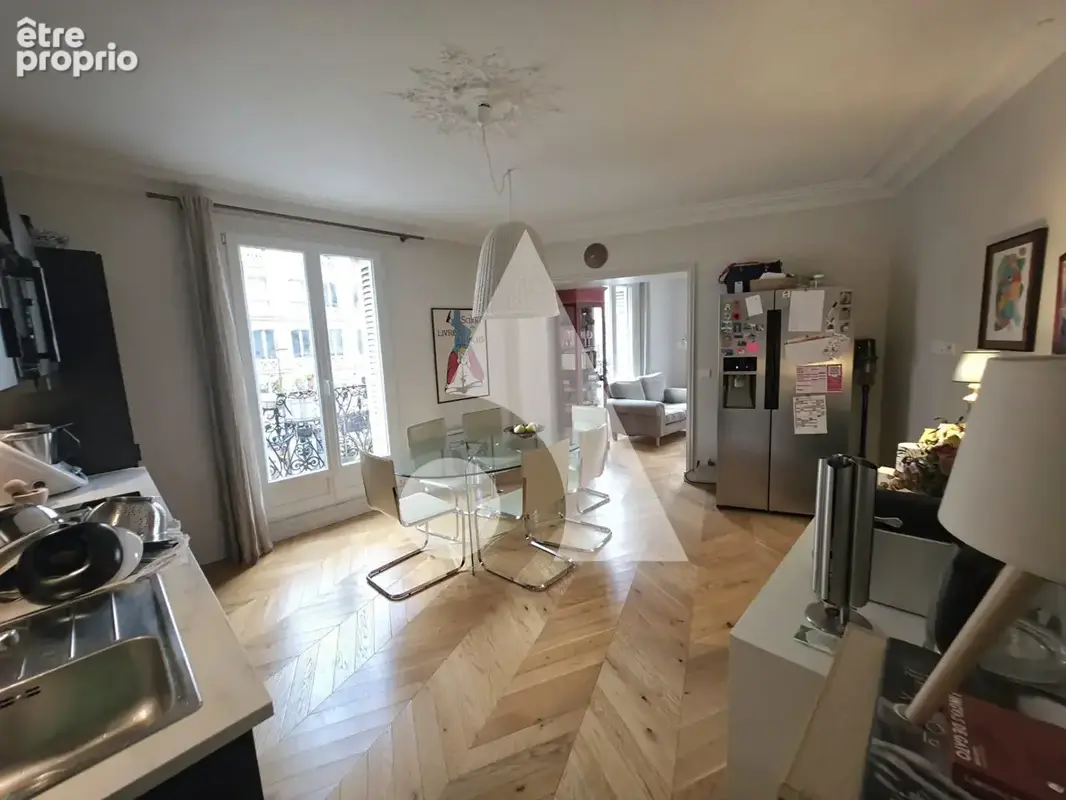 Appartement à PARIS-4E