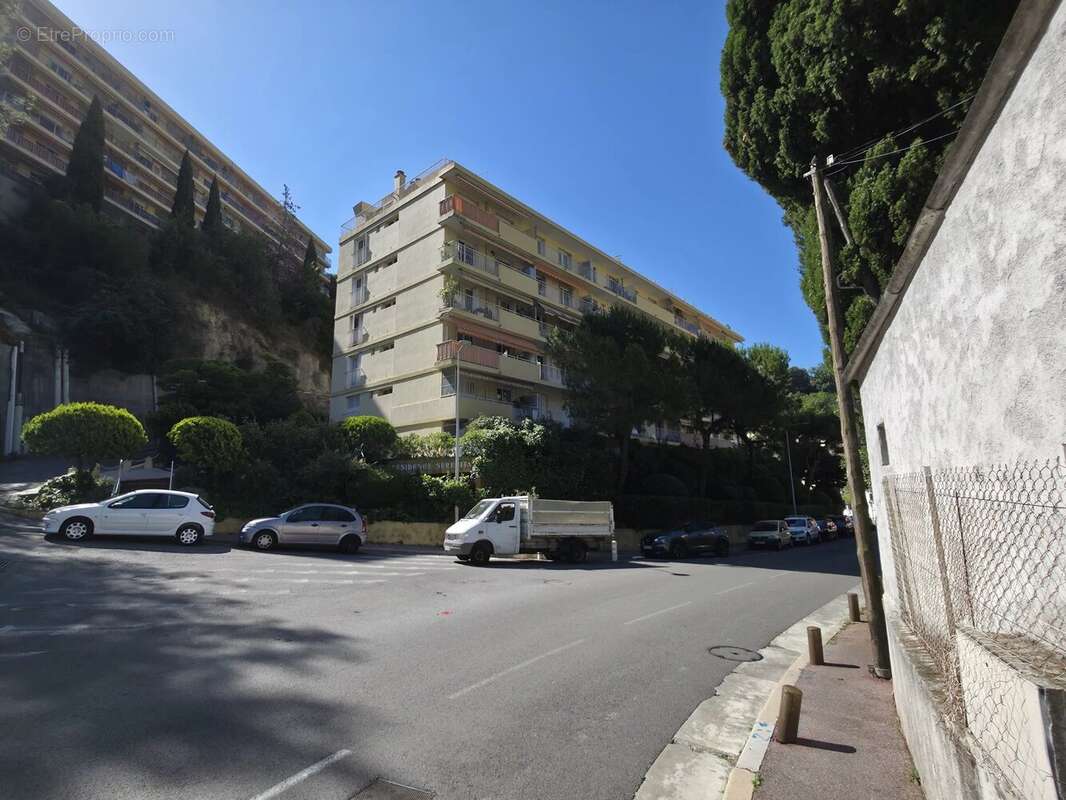 2 pièces - Nice St Sylvestre - photo 2