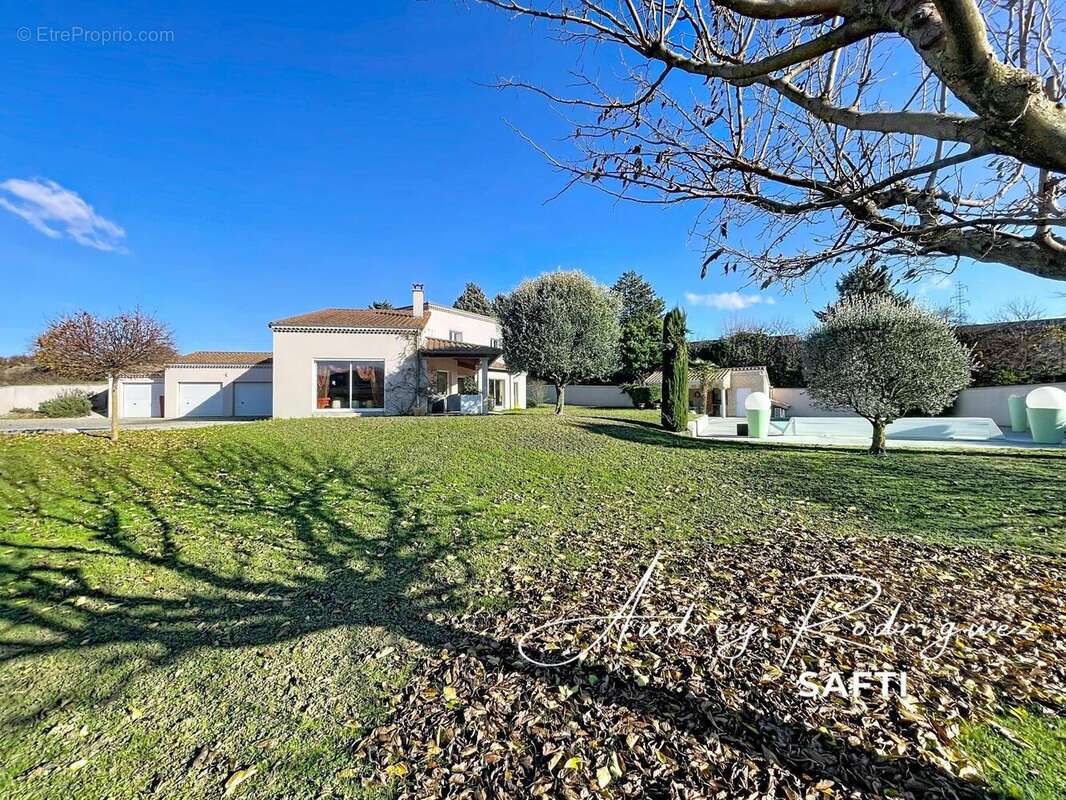 Photo 2 - Maison à LARNAGE