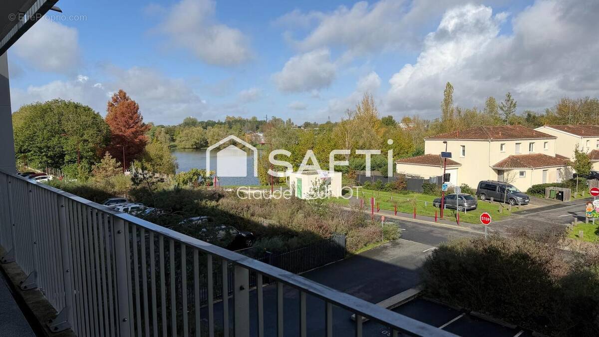 Photo 1 - Appartement à BASSENS