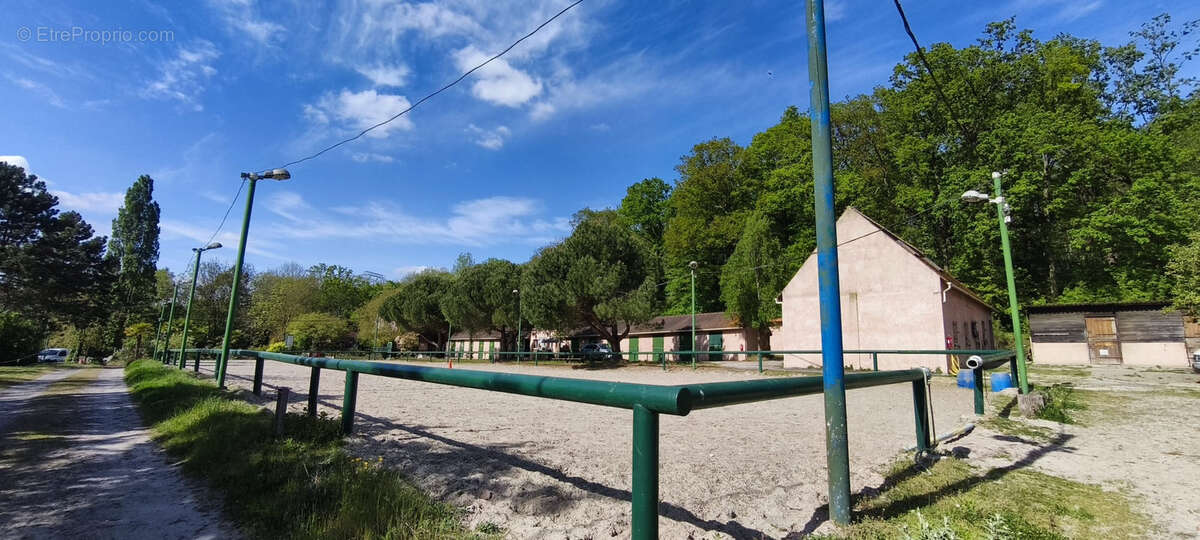 Autre à TAVERNY