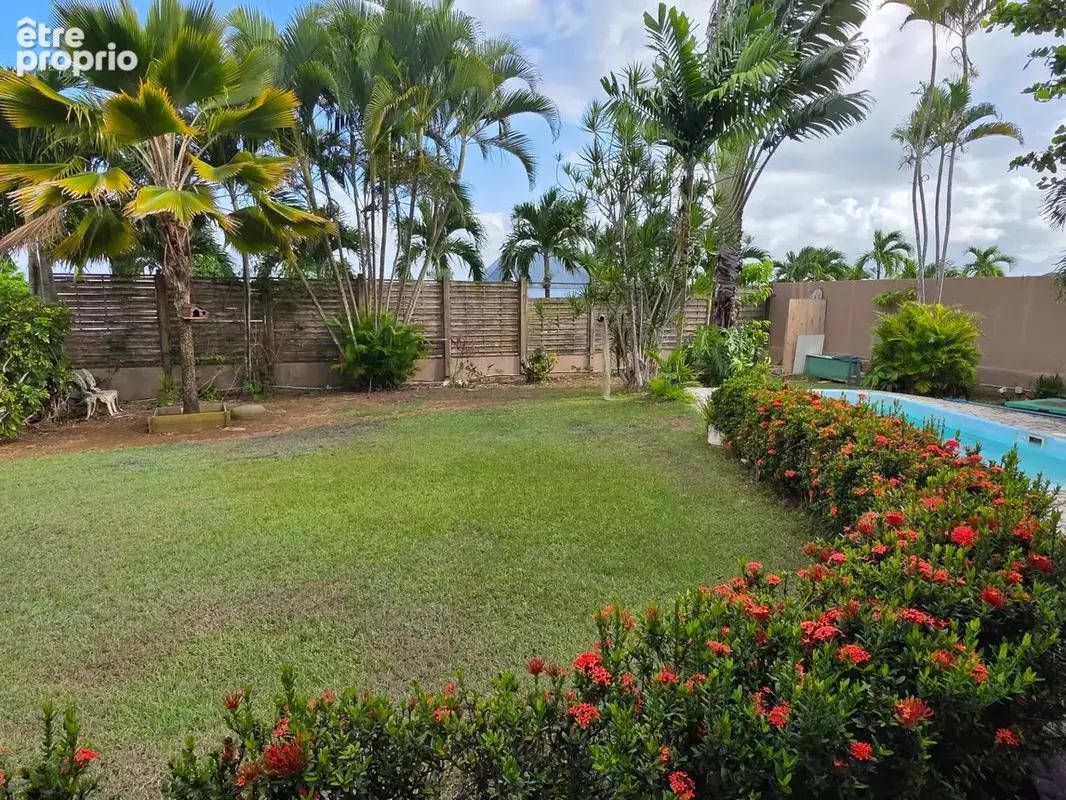 A CONVENANCE VUE DEGAGEE Villa avec piscine et garage - photo 4