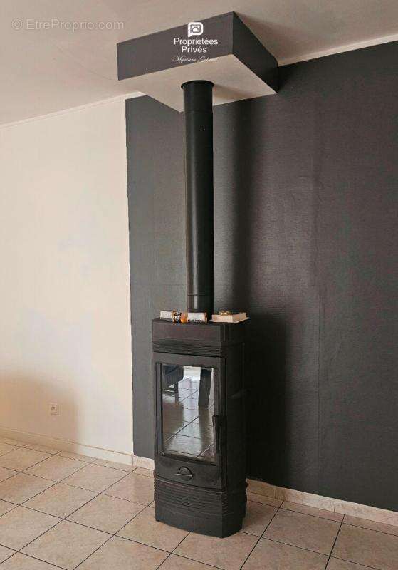 Maison à SAINT-CLAR-DE-RIVIERE