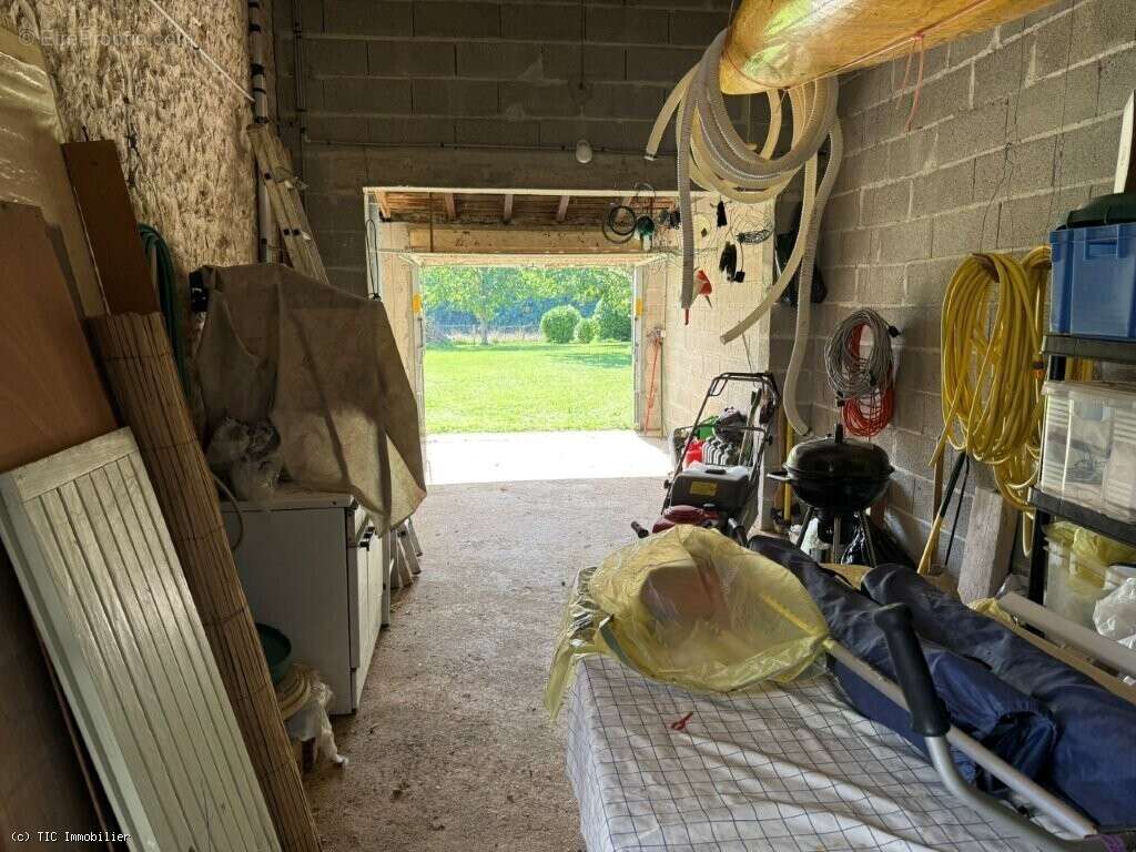 Maison de Campagne avec Dépendance 10 Minutes de Champagne-Mouton - photo 18