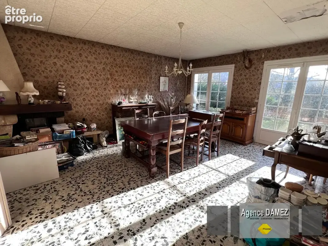 Maison de 8 pièces à 4 minutes de Dourdan, 200 m² avec sous-sol, garage, et grand terrain de 1723 m² - photo 6